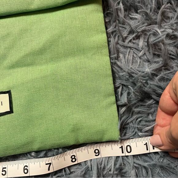 Gucci Green Cosmetic Makeup Bag - Picture 3 of 3